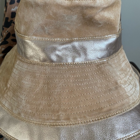 Liz Claiborne Leather Bucket Hat - Picture 2 of 3